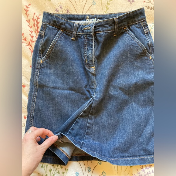 Boden denim skirt • UK brand • US Size 4 • EUC • beautifully made skirt - Picture 9 of 11